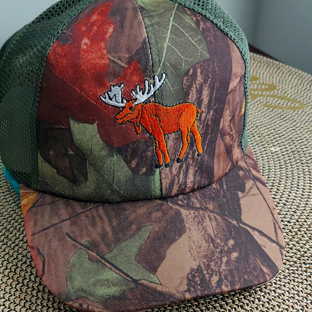 New Embroidered Moose Hunting Camo Hat